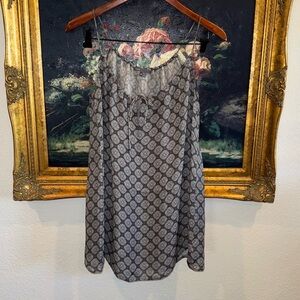 Vince Gray 100% Silk Tie Neck Printed Oversized Flowy Tank Top Size Medium